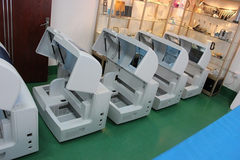 塑膠手板如何制作加工？